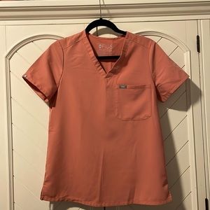 Coral figs scrubs set